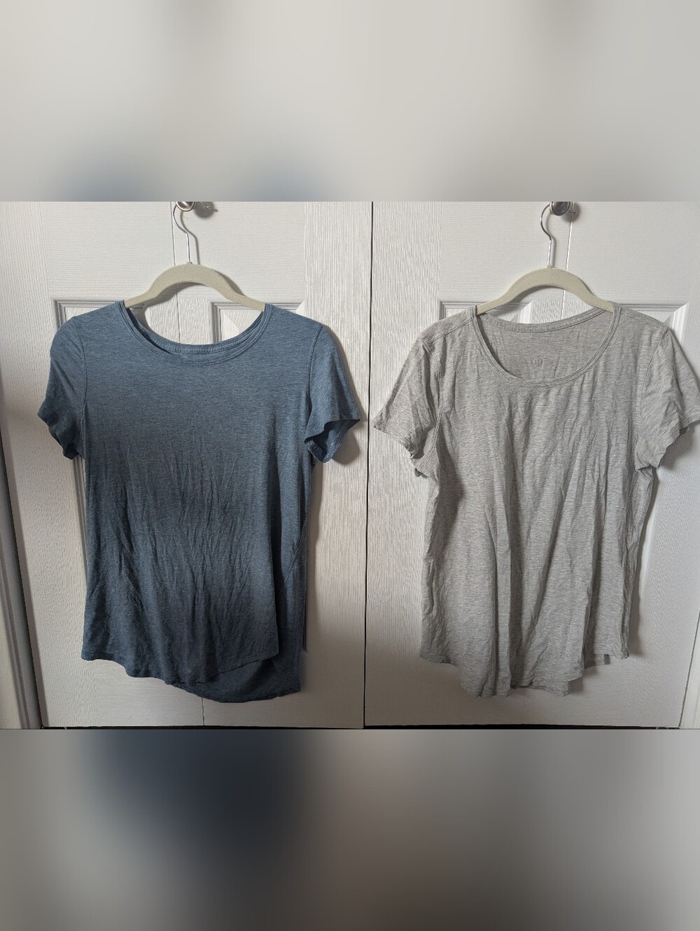 lululemon athletica Lightweight Love Tees Blue and Light Gray Short Sleeve Tops - Picture 1 of 2